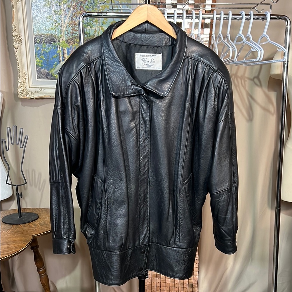 Vintage The Old Mill Black Leather Jacket Pleated Shoulder Pads P2P 30-33”